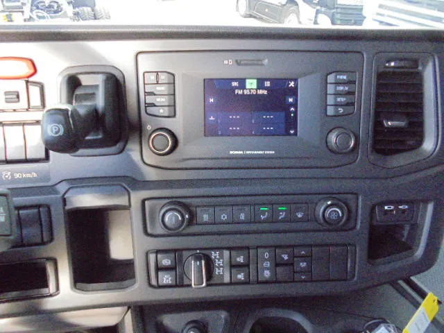 Camión chasis nuevo Scania P450 XT 4X4 NIEUW-DEMO: foto 9