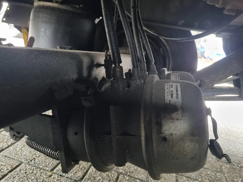 Semirremolque caja cerrada Talson F 1520: foto 18