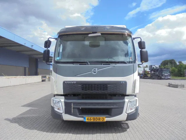 Volvo FE 260 NL TRUCK + APK 03-2026 - Camión caja cerrada: foto 2 Volvo FE 260 NL TRUCK + APK 03-2026 - Camión caja cerrada: foto 2