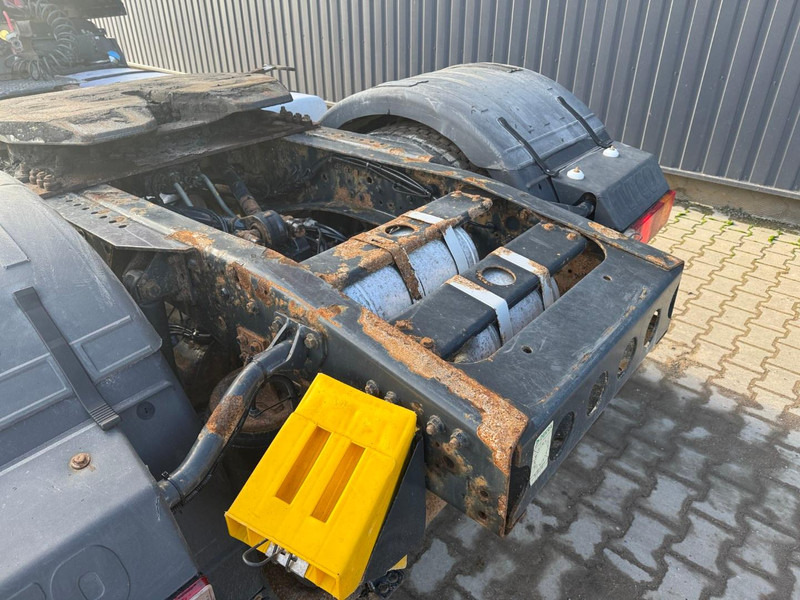 Cabeza tractora Iveco Stralis AT440S42: foto 15