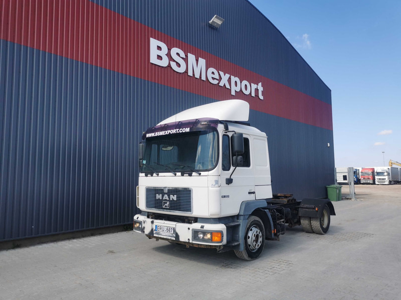 MAN 14.264 truck tractor - Cabeza tractora: foto 2 MAN 14.264 truck tractor - Cabeza tractora: foto 2
