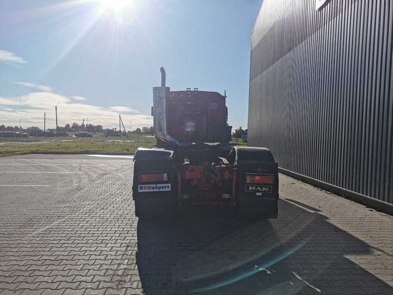 Cabeza tractora MAN 41.463 Heaby duty tractor unit 8x4: foto 6