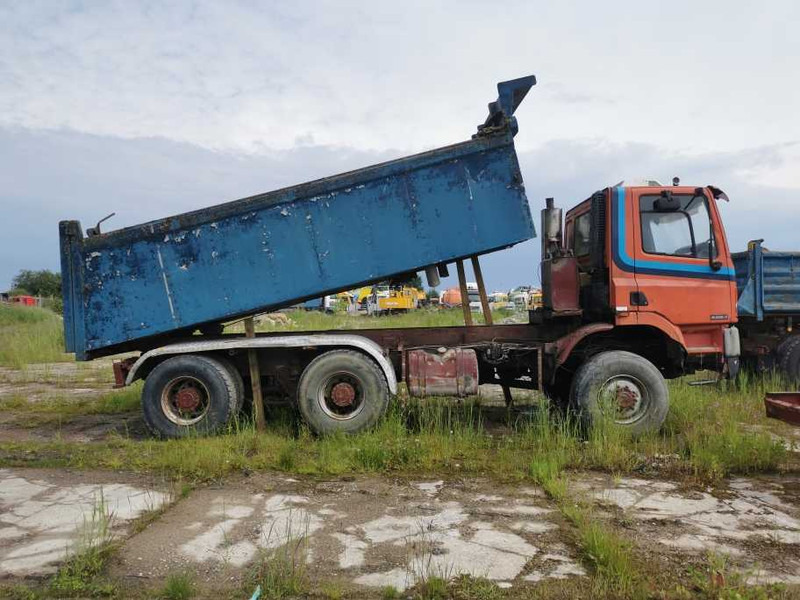 Ginaf M3335-S dump truck for parts - Bastidor/ Chasis para Camión: foto 1 Ginaf M3335-S dump truck for parts - Bastidor/ Chasis para Camión: foto 1