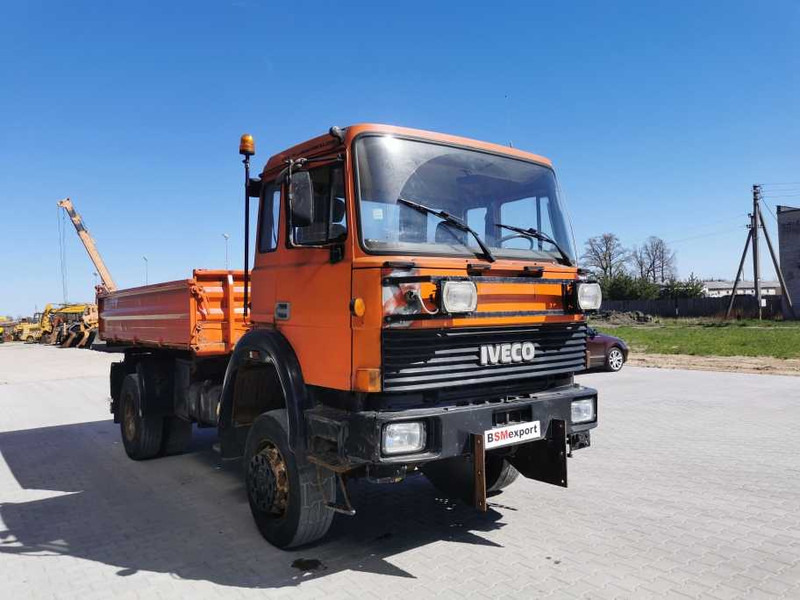 Iveco Magirus 180-23 dump truck - Camión volquete: foto 3 Iveco Magirus 180-23 dump truck - Camión volquete: foto 3