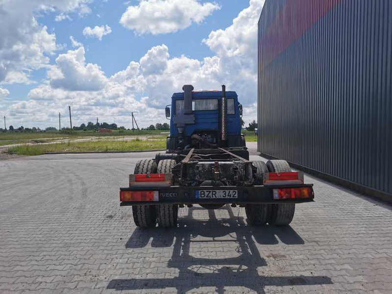 Iveco Magirus 190-26 water cooling chassis truck - Camión chasis: foto 4 Iveco Magirus 190-26 water cooling chassis truck - Camión chasis: foto 4