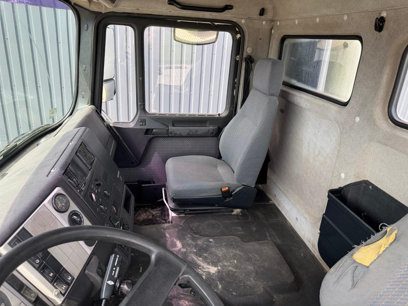 Camión chasis MAN 32.364 chassis truck: foto 6
