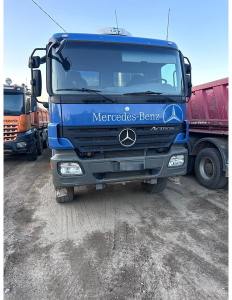 Mercedes-Benz Actros 4146, 8x6 - Camión volquete: foto 4 Mercedes-Benz Actros 4146, 8x6 - Camión volquete: foto 4