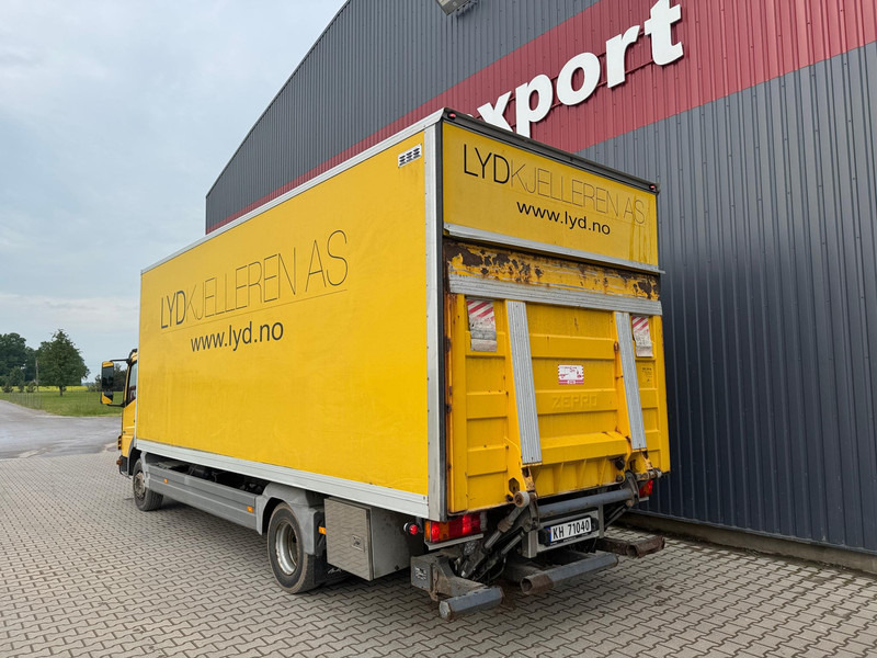 Mercedes-Benz Atego 1018 - Camión caja cerrada: foto 4 Mercedes-Benz Atego 1018 - Camión caja cerrada: foto 4