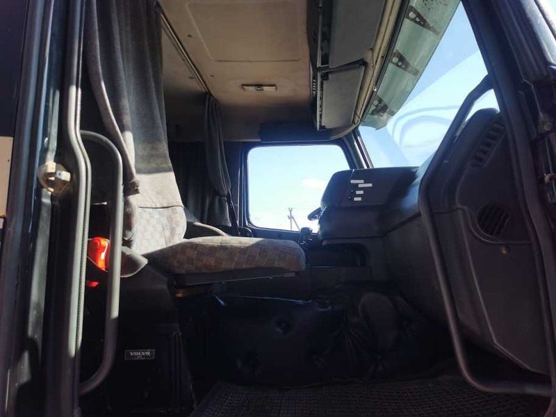 Camión chasis Volvo FH12 420 chassis truck: foto 12