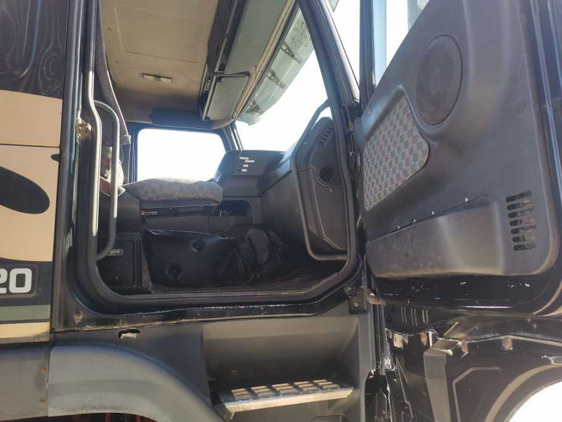 Camión chasis Volvo FH12 420 chassis truck: foto 11