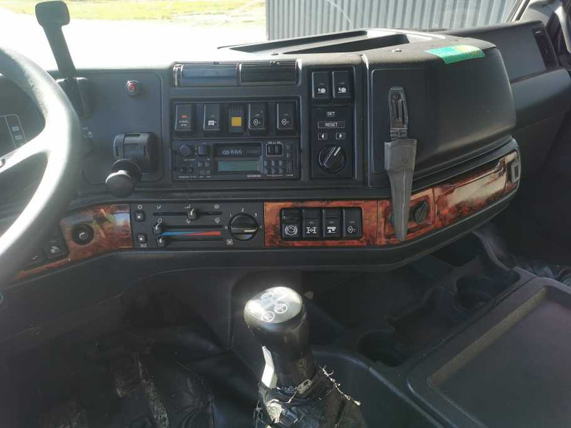 Camión chasis Volvo FH12 420 chassis truck: foto 14