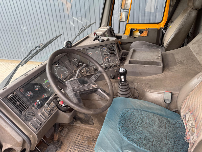 Volvo FL10, 9000 l - Limpieza de alcantarillado: foto 5 Volvo FL10, 9000 l - Limpieza de alcantarillado: foto 5