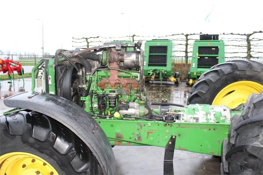 John Deere 6000- 30 4 cyl. - Tractor: foto 5 John Deere 6000- 30 4 cyl. - Tractor: foto 5
