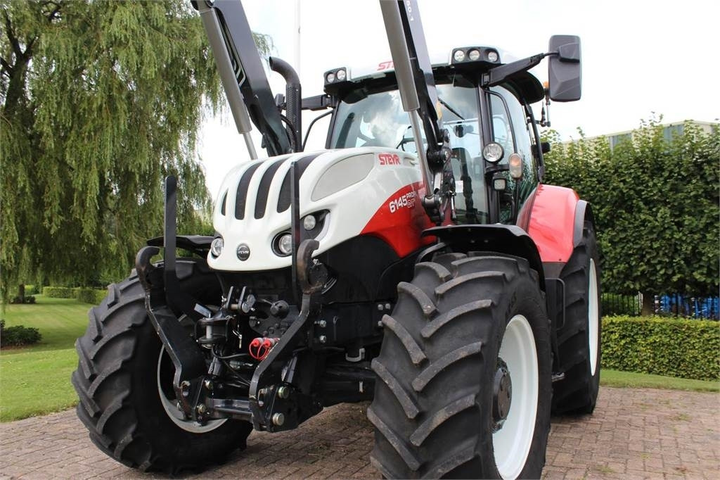 Steyr 6145 Profi CVT - Tractor: foto 1 Steyr 6145 Profi CVT - Tractor: foto 1