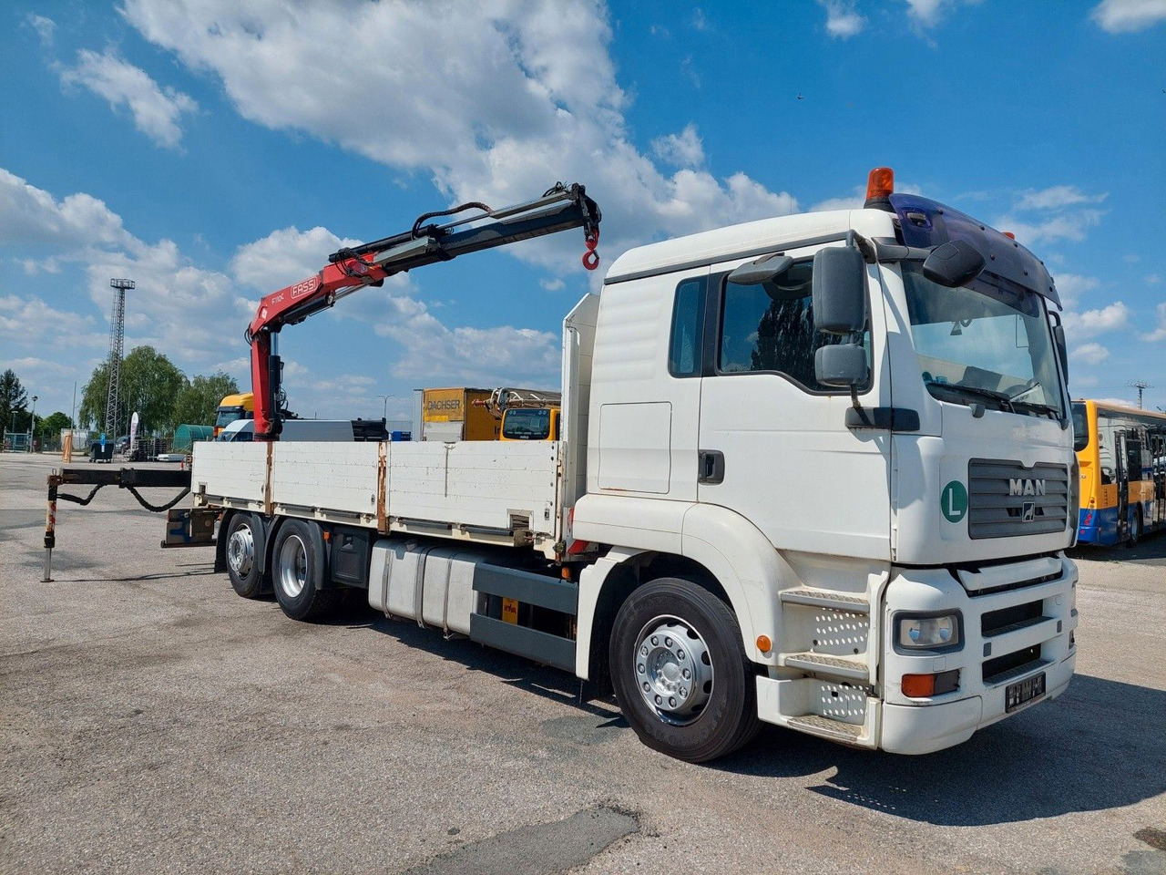 MAN GA 26.320 6X2-2 BL + Kran Fassi F110AC22 - Camión caja abierta, Camión grúa: foto 2 MAN GA 26.320 6X2-2 BL + Kran Fassi F110AC22 - Camión caja abierta, Camión grúa: foto 2