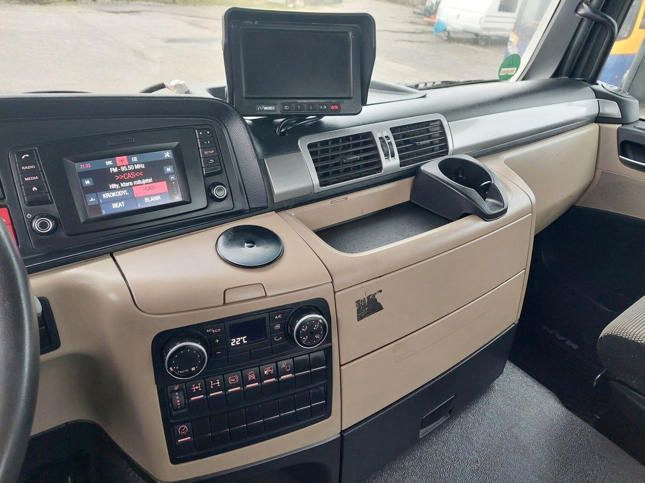 Camión hormigonera MAN TGS 32.420 BB Intermix 9m3 8x4: foto 24