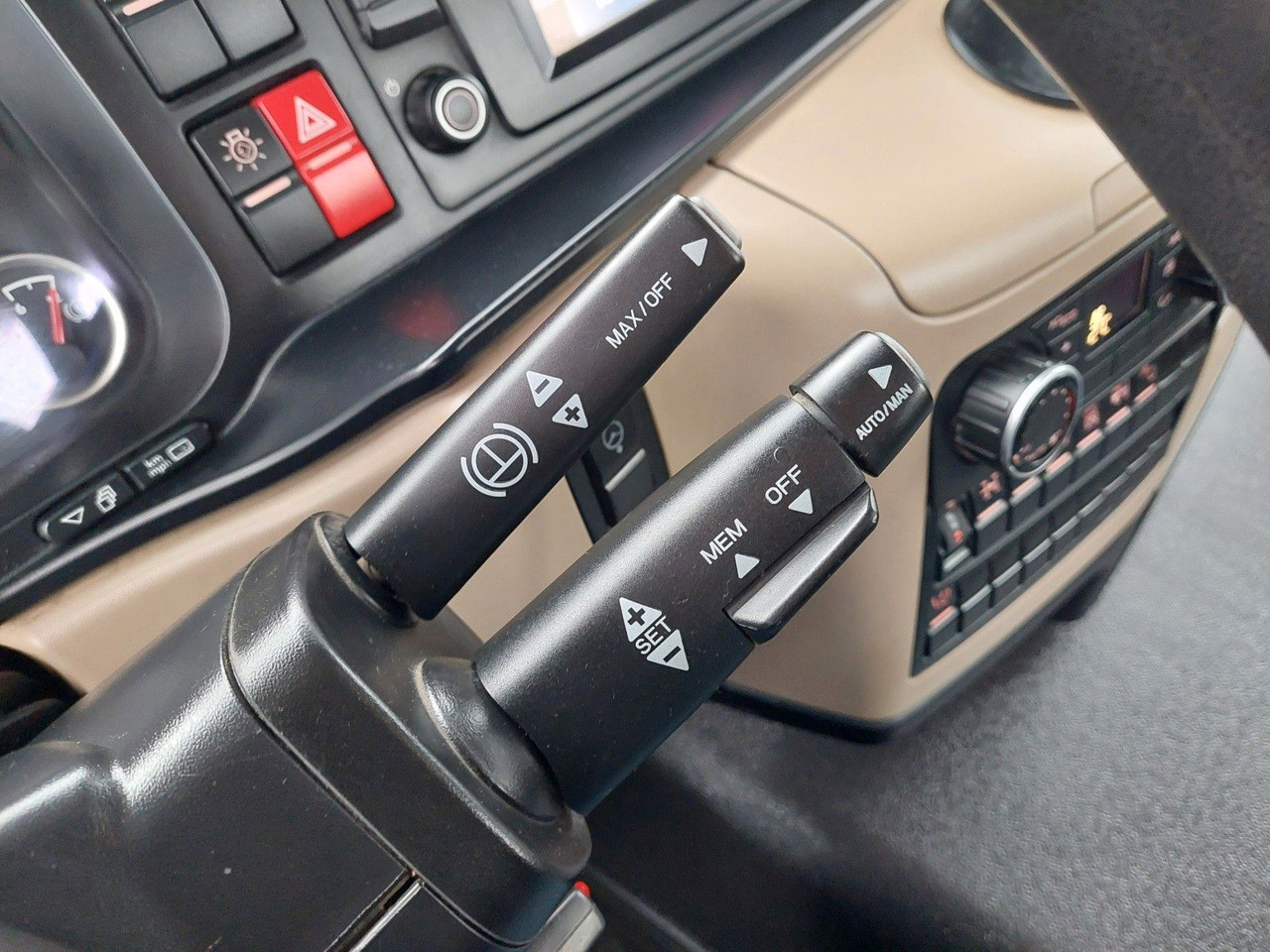 Camión hormigonera MAN TGS 32.420 BB Intermix 9m3 8x4: foto 31