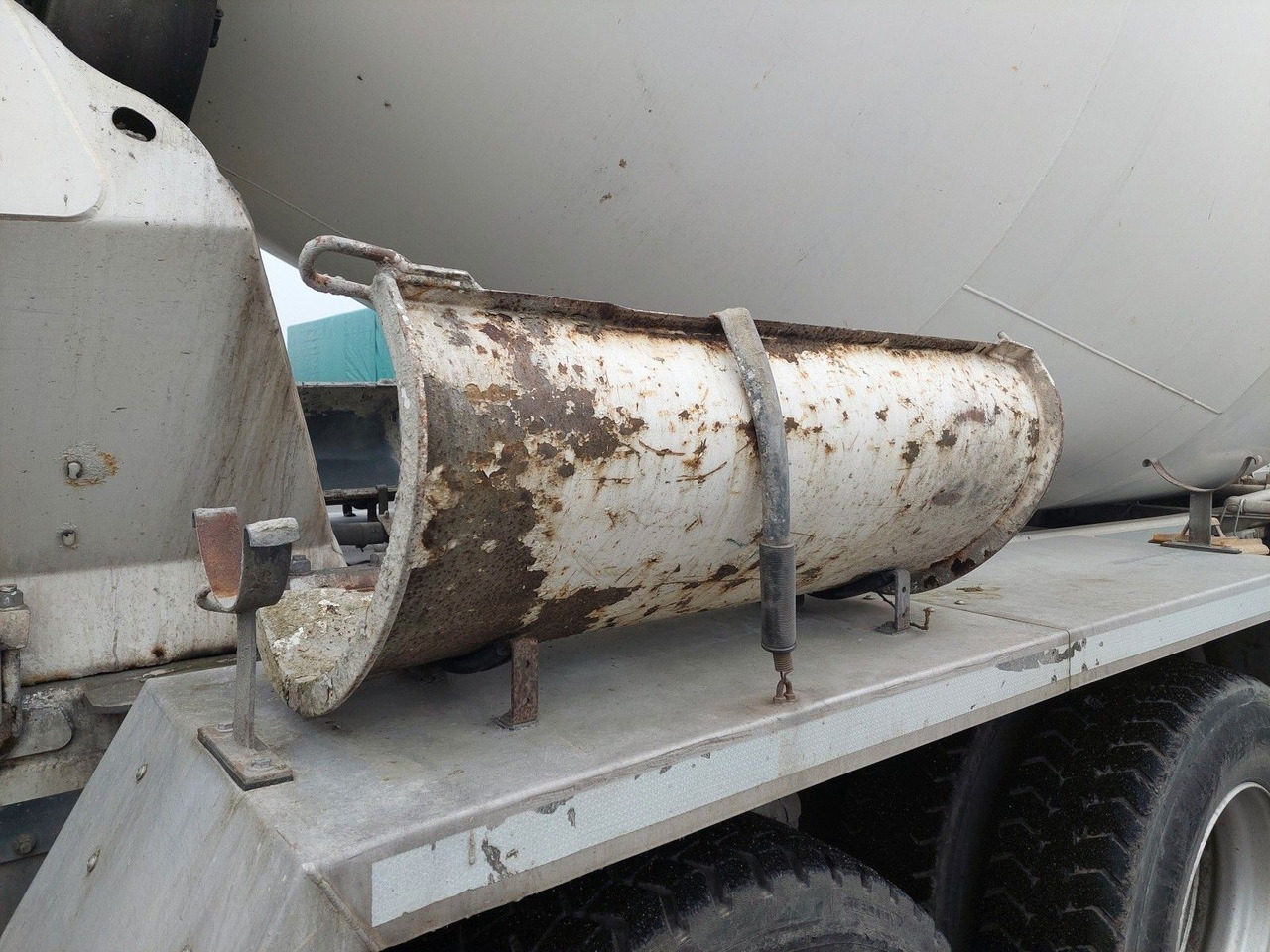 Camión hormigonera MAN TGS 32.420 BB Intermix 9m3 8x4: foto 14