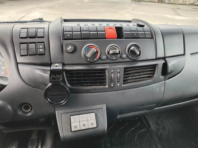 Camión caja cerrada Iveco EuroCargo 120 E22 EEV SIDE PORT + D'HOLLANDIA LIFT 2000 KG: foto 9