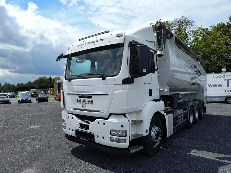 MAN TGS 33.400 ECOVRAC 8X4 - RETARDER - Camión cisterna: foto 1 MAN TGS 33.400 ECOVRAC 8X4 - RETARDER - Camión cisterna: foto 1