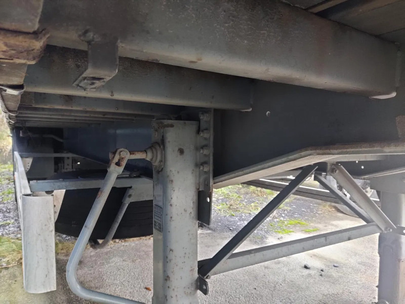 Semirremolque lona Pacton D'HOLLANDIA 2000KG + 2 LIFT AXLES: foto 11 Semirremolque lona Pacton D'HOLLANDIA 2000KG + 2 LIFT AXLES: foto 11