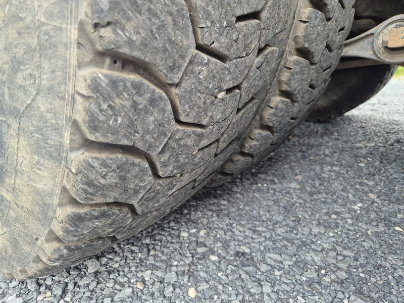 Camión volquete Renault Kerax 380 DXI - EURO 5 - TIPPER - BIG AXLES: foto 18 Camión volquete Renault Kerax 380 DXI - EURO 5 - TIPPER - BIG AXLES: foto 18