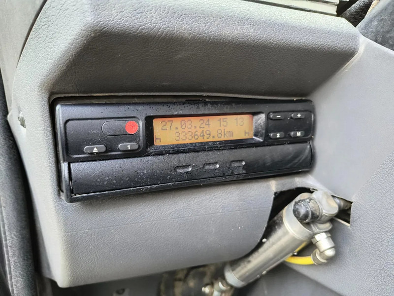 Camión cisterna para transporte de combustible Renault Midlum 220 8000L FUEL / CARBURANT TANK - 3 COMP/ A LAMES: foto 15