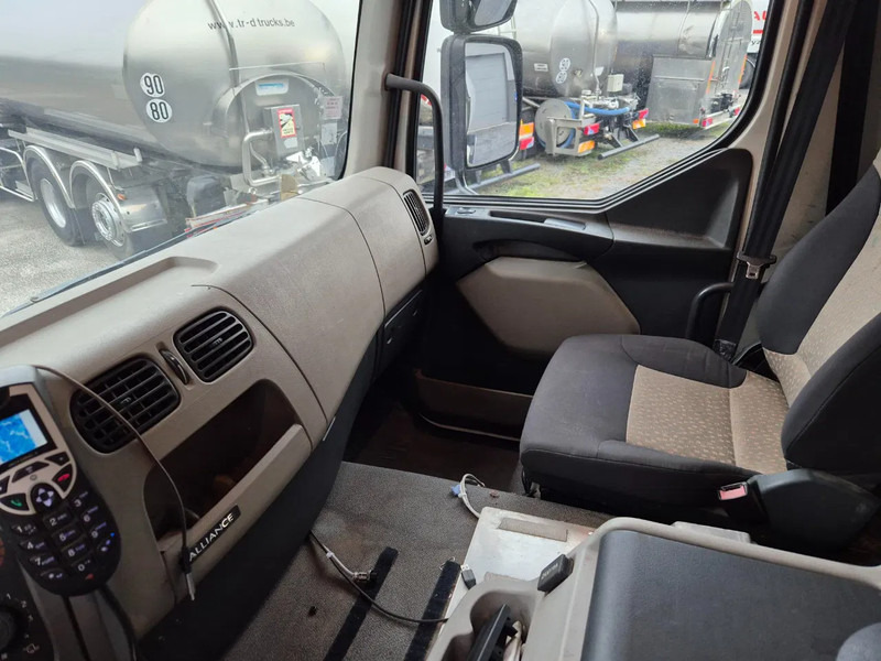 Camión cisterna para transporte de combustible Renault Premium 280 13500L FUEL/CARBURANT - 4 COMP: foto 12