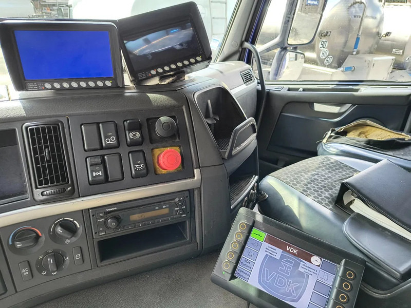 Camión de basura Volvo FM 330 GARBAGE TRUCK - GOOD WORKING CONDITION (!): foto 11