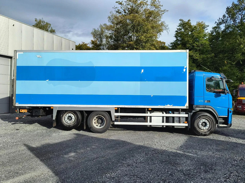 Volvo FM 370 INSULATED BOX - LIFT/STEERING AXLE - BICOOL AIRCO - Camión caja cerrada: foto 4 Volvo FM 370 INSULATED BOX - LIFT/STEERING AXLE - BICOOL AIRCO - Camión caja cerrada: foto 4