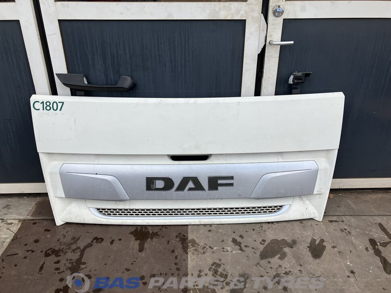 DAF CF Euro 6 Grille DAF 2148027 - Parrilla para Camión: foto 1 DAF CF Euro 6 Grille DAF 2148027 - Parrilla para Camión: foto 1