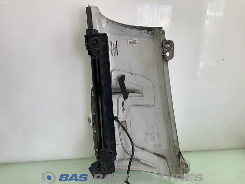 DAF CF Euro 6 Hoekspoiler DAF 1843707 - Carrocería y exterior para Camión: foto 2 DAF CF Euro 6 Hoekspoiler DAF 1843707 - Carrocería y exterior para Camión: foto 2