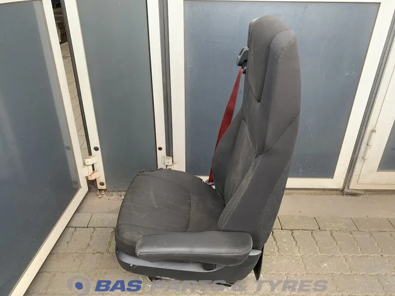 DAF CF Euro 6 - Asiento para Camión: foto 2 DAF CF Euro 6 - Asiento para Camión: foto 2