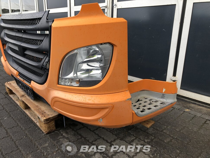 DAF CF Euro 6 - Parachoques para Camión: foto 2 DAF CF Euro 6 - Parachoques para Camión: foto 2