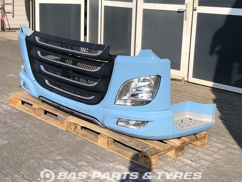 DAF CF Euro 6 - Parachoques para Camión: foto 2 DAF CF Euro 6 - Parachoques para Camión: foto 2