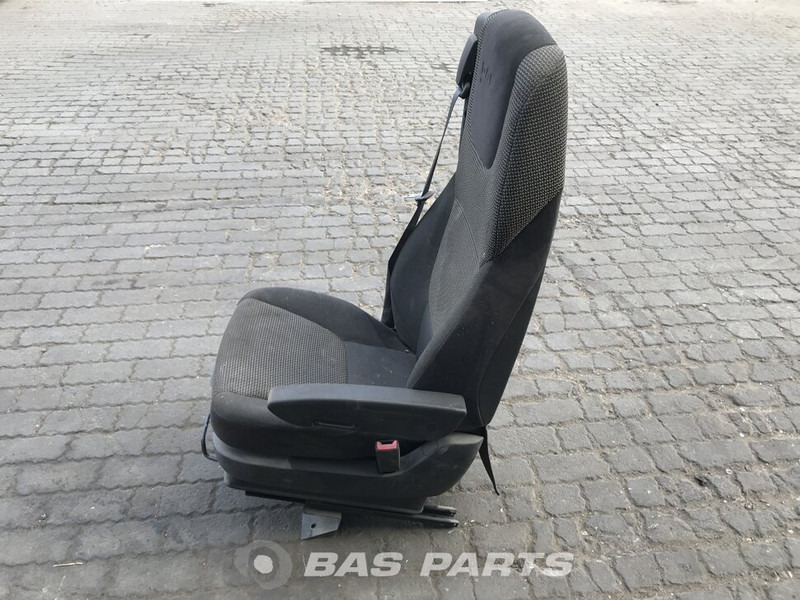 DAF CF85 Euro 4-5 - Asiento para Camión: foto 2 DAF CF85 Euro 4-5 - Asiento para Camión: foto 2