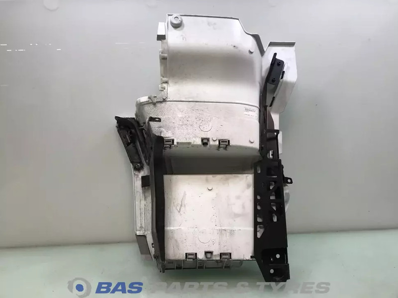 DAF XF G2 Opstap Links DAF 2237310 - Carrocería y exterior para Camión: foto 2 DAF XF G2 Opstap Links DAF 2237310 - Carrocería y exterior para Camión: foto 2