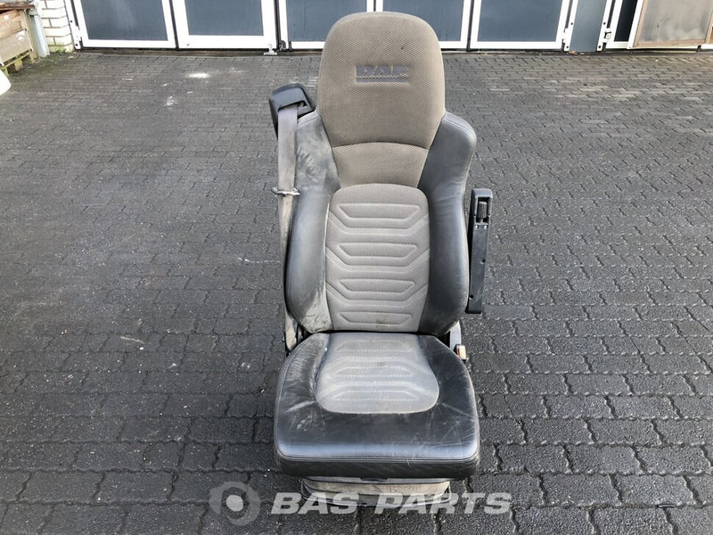 DAF XF105 - Asiento para Camión: foto 1 DAF XF105 - Asiento para Camión: foto 1