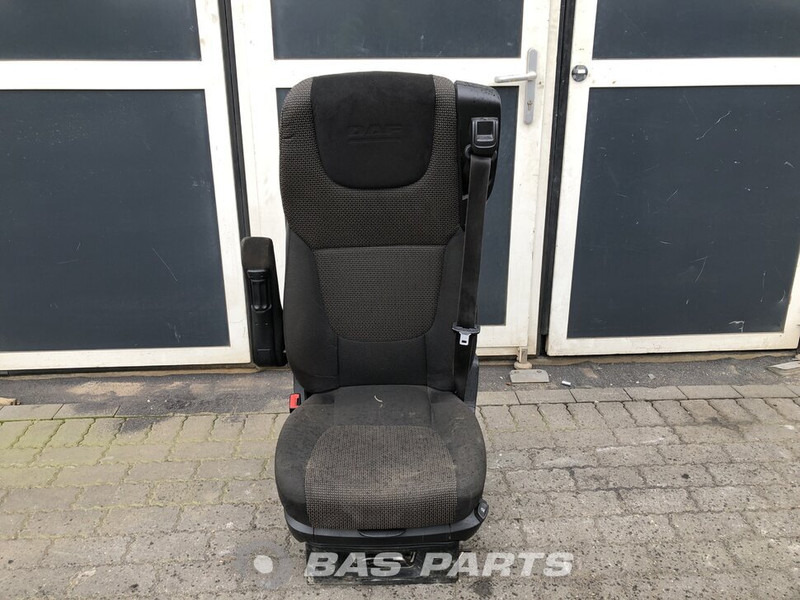 DAF XF106 Bestuurdersstoel DAF 1844320 - Asiento para Camión: foto 1 DAF XF106 Bestuurdersstoel DAF 1844320 - Asiento para Camión: foto 1