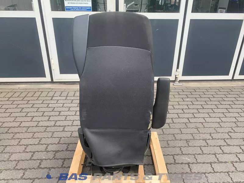 DAF XF106 Bestuurdersstoel DAF 2104652 - Asiento para Camión: foto 3 DAF XF106 Bestuurdersstoel DAF 2104652 - Asiento para Camión: foto 3