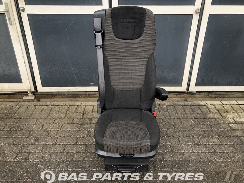 DAF XF106 Bijrijdersstoel DAF 1844380 - Asiento para Camión: foto 1 DAF XF106 Bijrijdersstoel DAF 1844380 - Asiento para Camión: foto 1