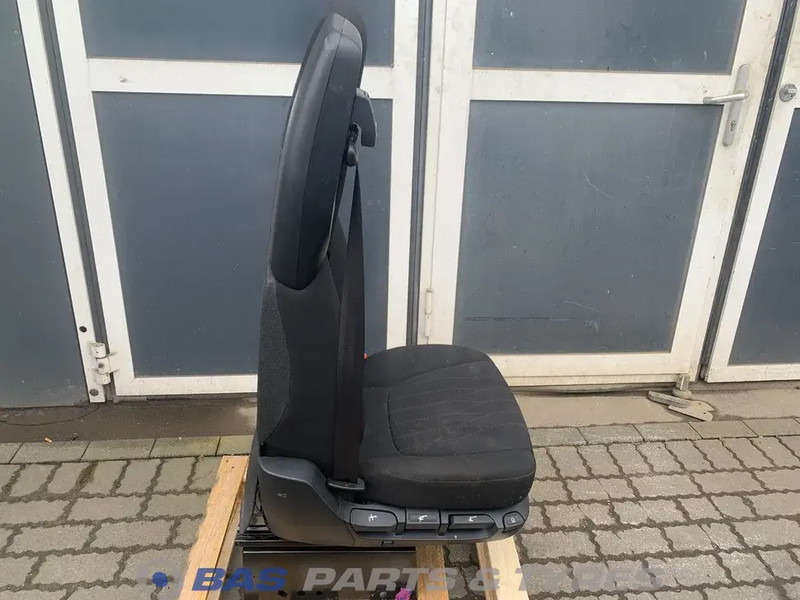 DAF XF106 Bijrijdersstoel DAF 2104602 - Asiento para Camión: foto 4 DAF XF106 Bijrijdersstoel DAF 2104602 - Asiento para Camión: foto 4