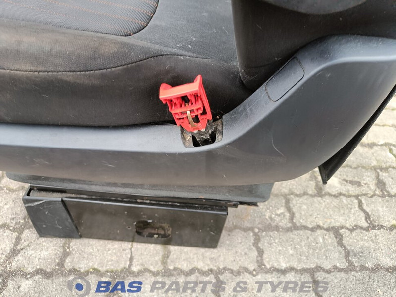DAF XF106 Bijrijdersstoel DAF 2104712 - Asiento para Camión: foto 5 DAF XF106 Bijrijdersstoel DAF 2104712 - Asiento para Camión: foto 5