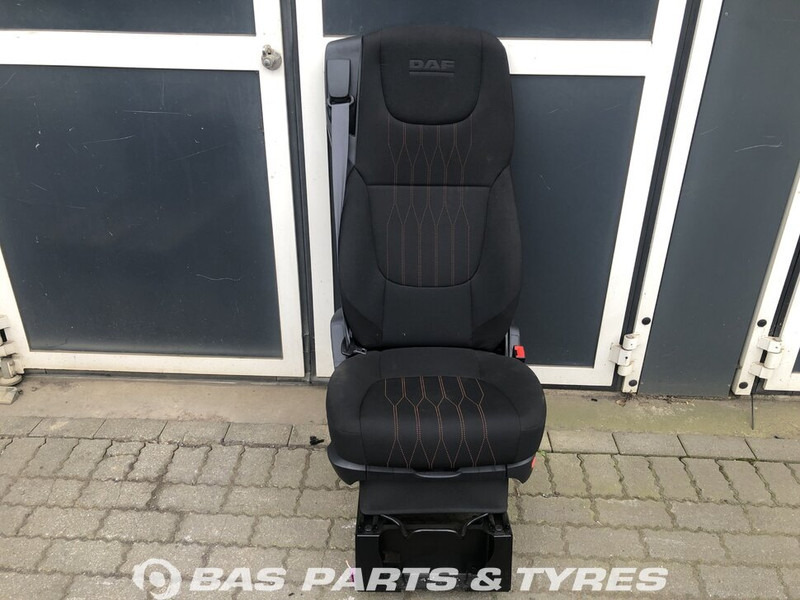 DAF XF106 Bijrijdersstoel DAF 2105712 - Asiento para Camión: foto 1 DAF XF106 Bijrijdersstoel DAF 2105712 - Asiento para Camión: foto 1