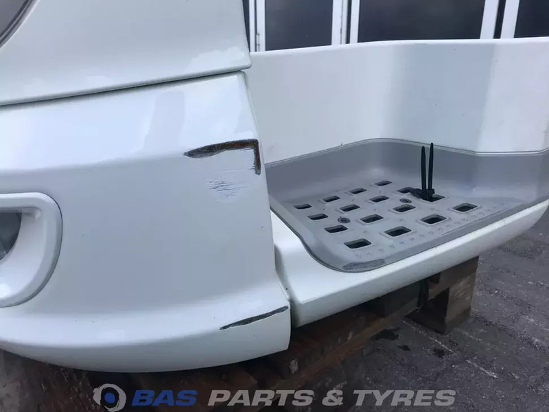 Parachoques para Camión DAF XF106 Bumper DAF 2033875: foto 6 Parachoques para Camión DAF XF106 Bumper DAF 2033875: foto 6