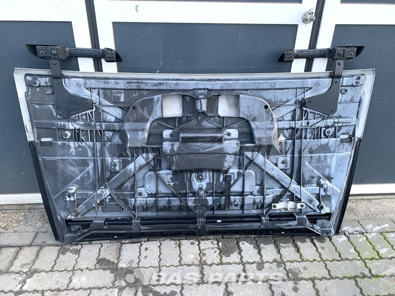 DAF XF106 - Parrilla para Camión: foto 2 DAF XF106 - Parrilla para Camión: foto 2