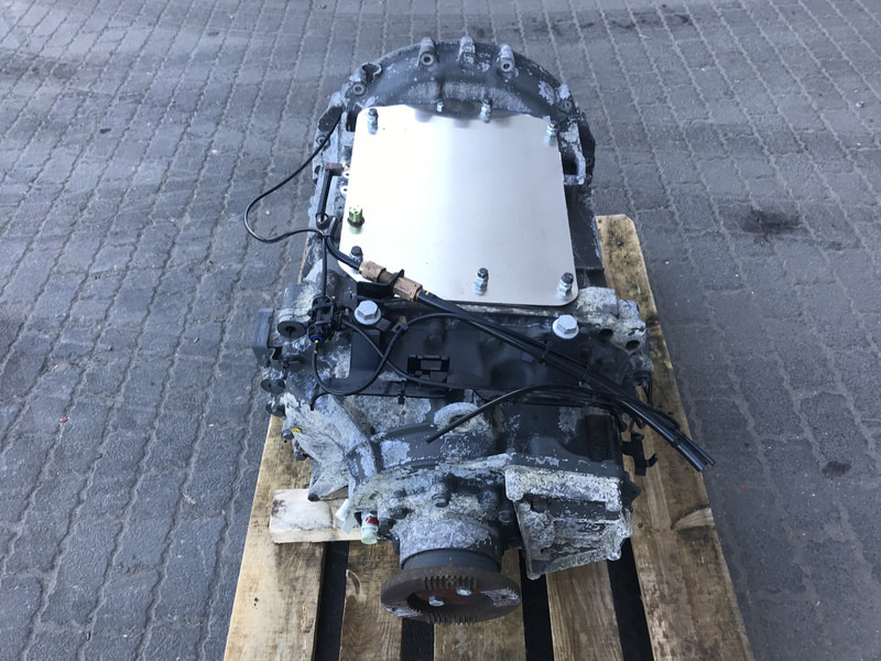 DAF XF106 - Caja de cambios para Camión: foto 2 DAF XF106 - Caja de cambios para Camión: foto 2