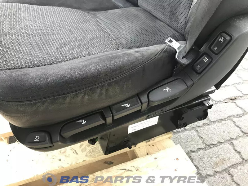 DAF XF106 Stoelen set DAF 1844340 - Asiento para Camión: foto 5 DAF XF106 Stoelen set DAF 1844340 - Asiento para Camión: foto 5