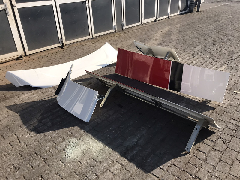 DAF XG+ - Aerodinámica/ Spoiler para Camión: foto 3 DAF XG+ - Aerodinámica/ Spoiler para Camión: foto 3