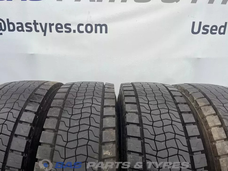 Evergreen Evergreen 315/70R22.5 LineRoute EDL11 156/150 M+S 3PMSF gebruikte set - Neumático para Camión: foto 2 Evergreen Evergreen 315/70R22.5 LineRoute EDL11 156/150 M+S 3PMSF gebruikte set - Neumático para Camión: foto 2